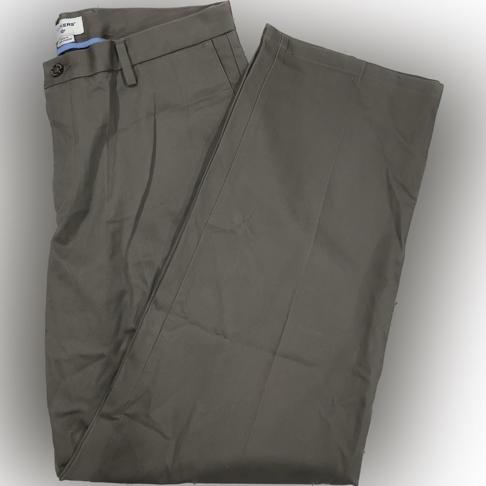 Docker Dress Pants Men’s Gray Classic Fit